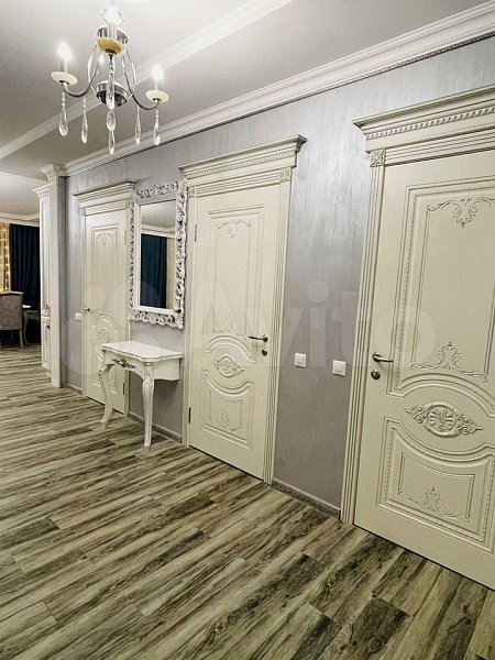 Продается 2-комн квартира, 71.6 м², р-н Гидростроителей, 