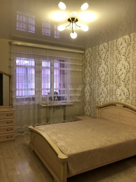 Продается 2-комн квартира, 57.1 м², р-н Российская ул, 