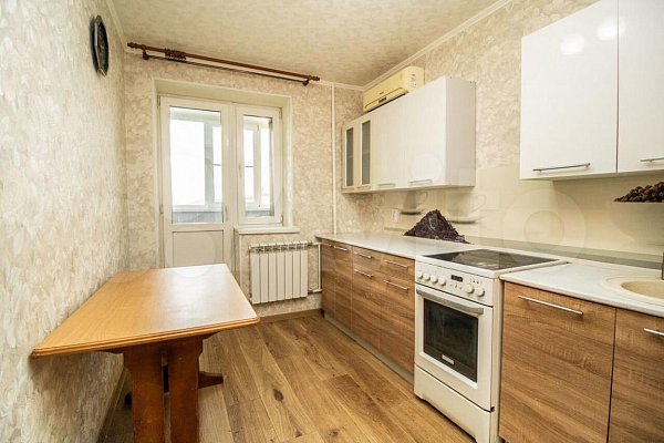 4-комн квартира, 77.8 м², р-н Черемушки (№130805)