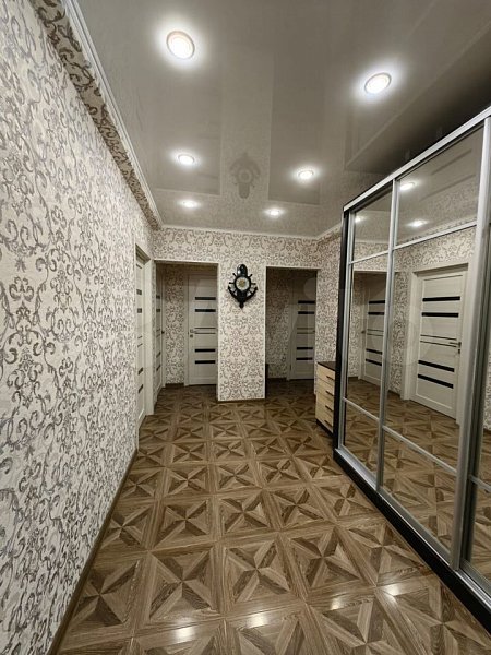 Продается 2-комн квартира, 67.8 м², р-н Молодежный, 