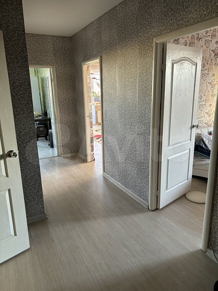 2-комн квартира, 61.7 м², р-н Гидростроителей (№129426)