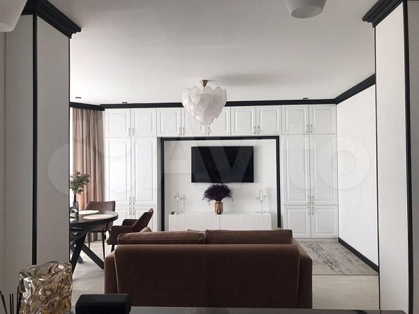 6-комн квартира, 243.6 м², р-н Фестивальный (№127486)