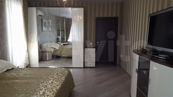 6-комн квартира, 184.6 м², р-н Фестивальный (№125348)