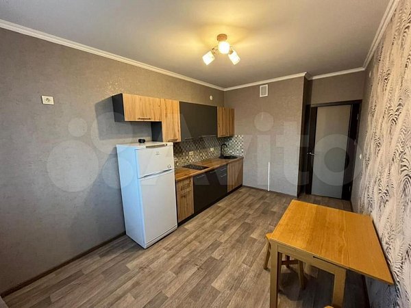 1-комн квартира, 42.9 м², р-н Энка - Баскет-холл (№131483)