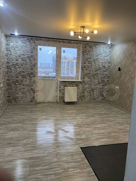 1-комн квартира, 29.5 м², р-н Российская ул (№130797)