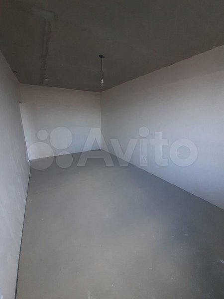 3-комн квартира, 81.5 м², р-н Российская ул (№124272)