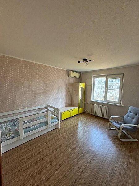 2-комн квартира, 70 м², р-н Центр (№130673)