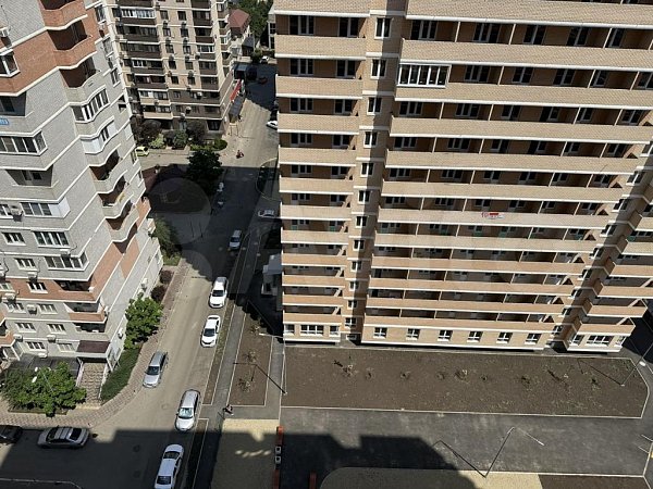 3-комн квартира, 67.7 м², р-н Петра Метальникова (№127831)
