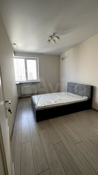 2-комн квартира, 57.2 м², р-н Центр (№130507)