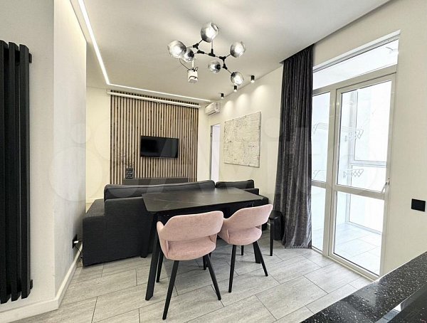 Продается 3-комн квартира, 60 м², р-н Центр, 