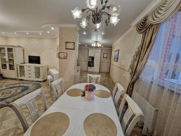 3-комн квартира, 95.8 м², р-н Парк Галицкого (№125841)