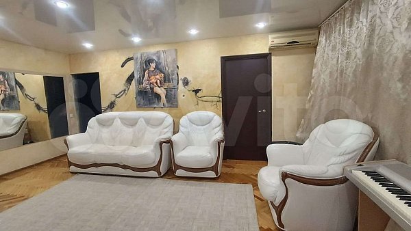 Продается 3-комн квартира, 55.4 м², р-н Фестивальный, 