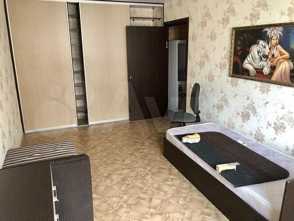 2-комн квартира, 56 м², р-н Петра Метальникова (№124709)