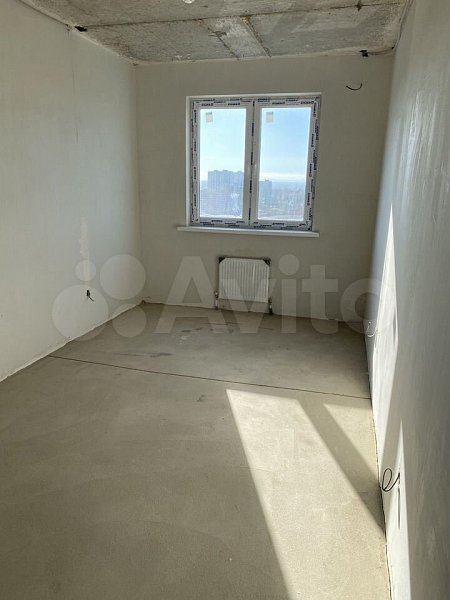 3-комн квартира, 76.2 м², р-н Гидростроителей (№125496)