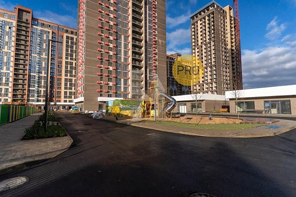 3-комн. квартира, 107.63 м², ЖК Родные просторы (№132383)