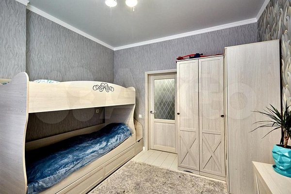 3-комн квартира, 97 м², р-н Гидростроителей (№125636)
