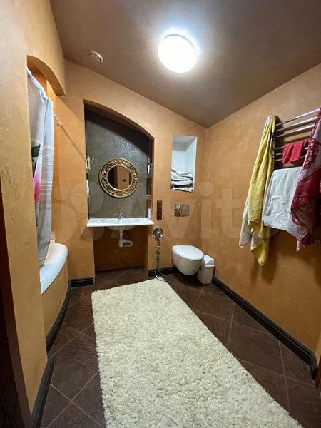 4-комн квартира, 178 м², р-н Западный обход (№123857)