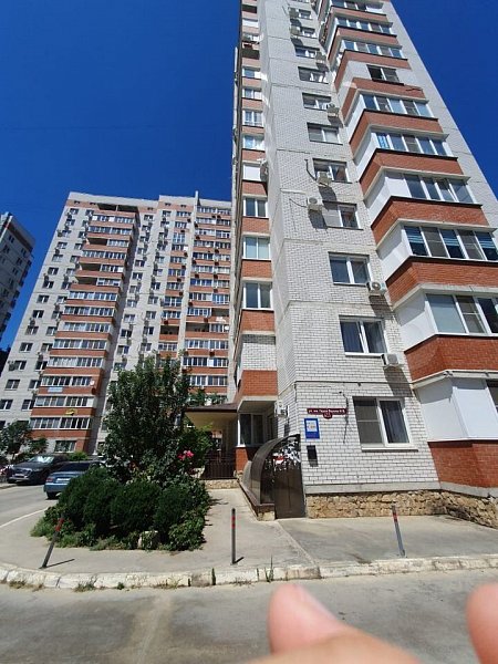 Продается 1-комн квартира, 46 м², р-н Российская ул, 
