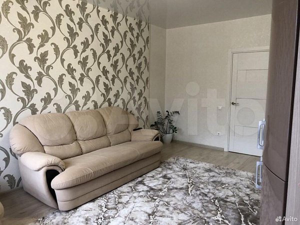 2-комн квартира, 57.1 м², р-н Российская ул (№124470)