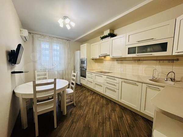 3-комн квартира, 87 м², р-н Гидростроителей (№123844)