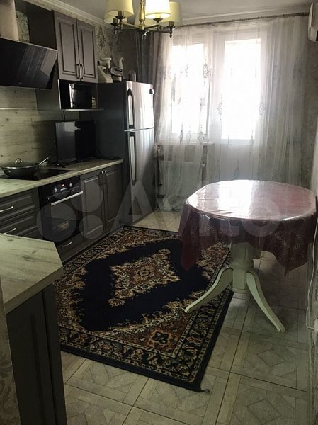 3-комн квартира, 100 м², р-н Петра Метальникова (№124433)