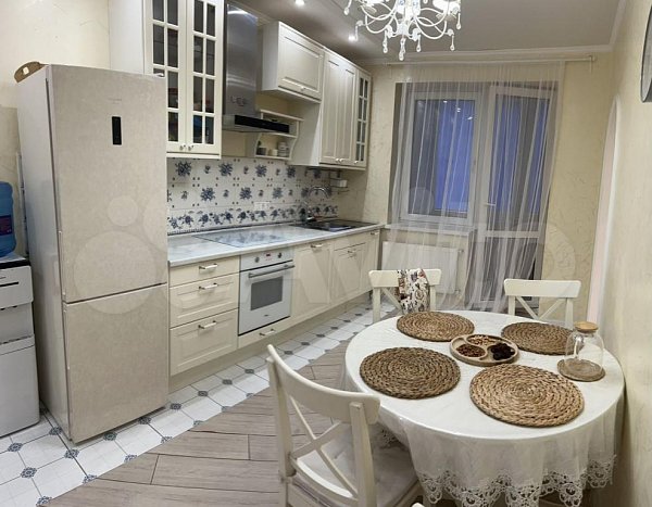 Продается 4-комн квартира, 109 м², р-н Музыкальный, 