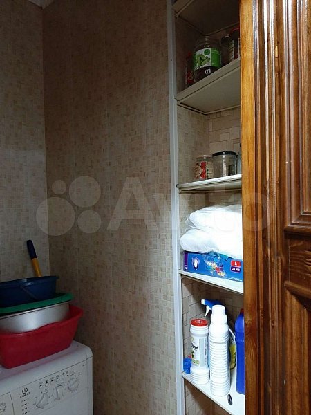 4-комн квартира, 82 м², р-н Российская ул (№123878)