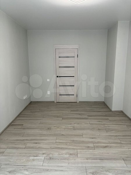 2-комн квартира, 65 м², р-н Петра Метальникова (№124576)