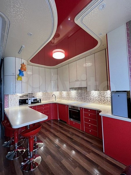 Продается 6-комн квартира, 200 м², р-н Комсомольский, 