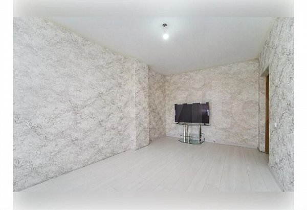 3-комн квартира, 90 м², р-н Гидростроителей (№128762)