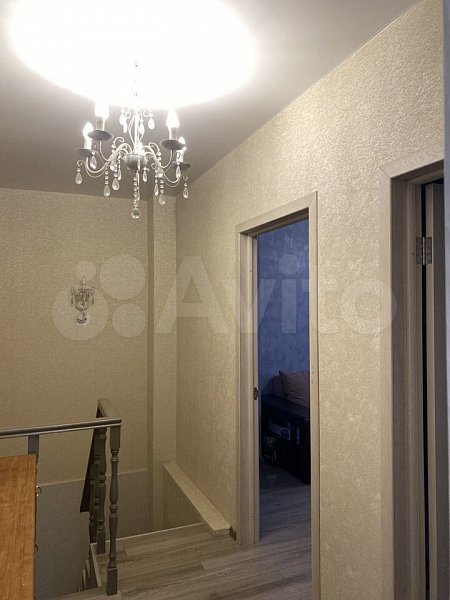 4-комн квартира, 115 м², р-н Российская ул (№125538)
