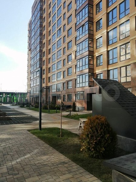 3-комн квартира, 84 м², р-н Российская ул (№126772)