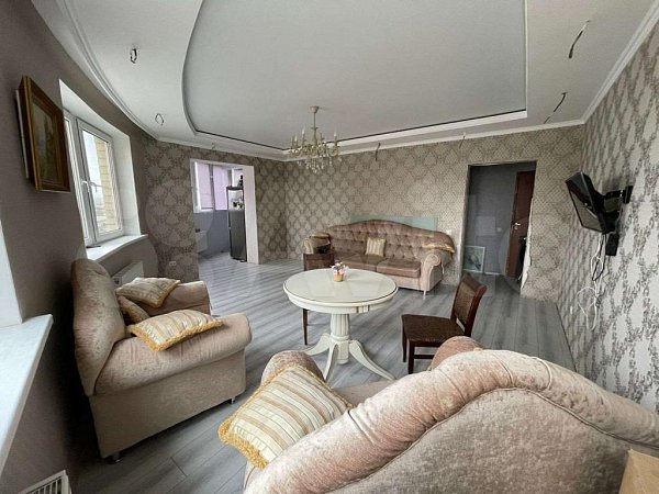 Продается 3-комн квартира, 70 м², р-н Петра Метальникова, 