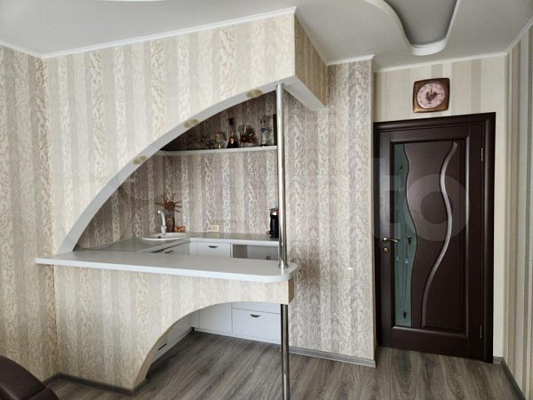 6-комн квартира, 154.4 м², р-н Комсомольский (№129088)