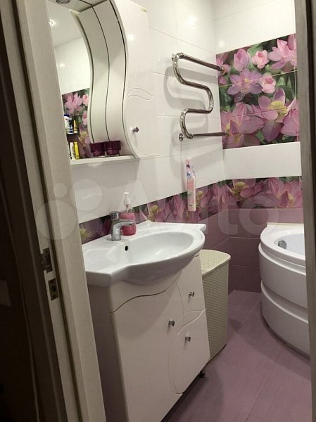 2-комн квартира, 57.1 м², р-н Российская ул (№124470)