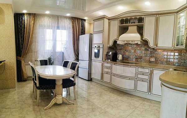 3-комн квартира, 105 м², р-н Центр (№123856)