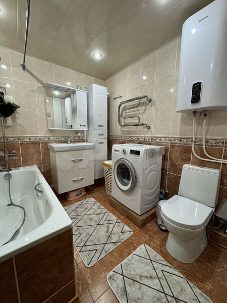 2-комн квартира, 67 м², р-н Комсомольский (№130804)