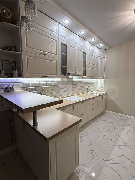 3-комн квартира, 82 м², р-н Фестивальный (№130017)