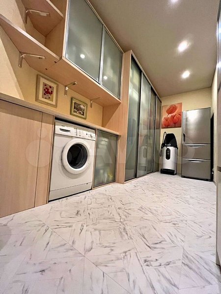 4-комн квартира, 296.7 м², р-н Фестивальный (№125024)