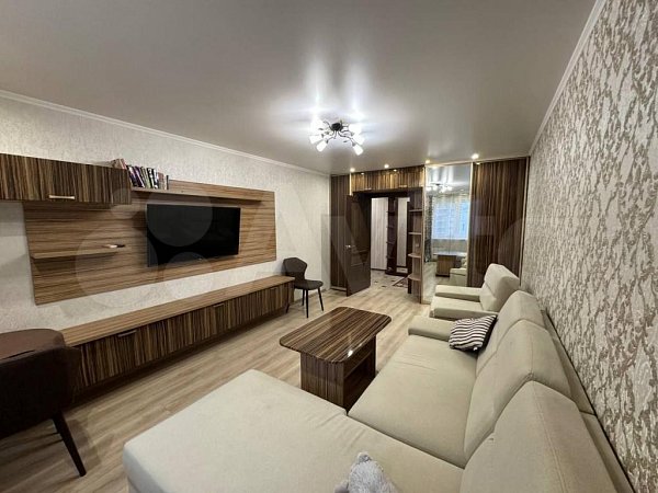 2-комн квартира, 68 м², р-н Гидростроителей (№131747)