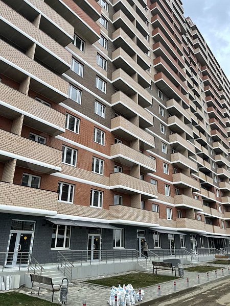 Продается 2-комн квартира, 62.1 м², р-н Гидростроителей, 