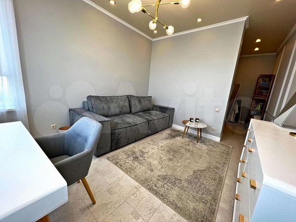 4-комн квартира, 296.7 м², р-н Фестивальный (№125024)