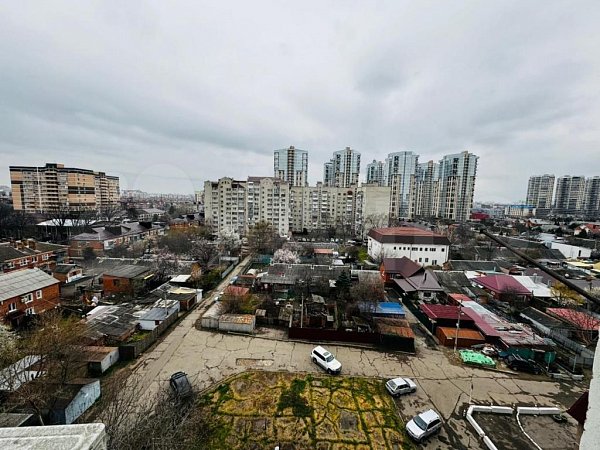 3-комн квартира, 70 м², р-н Фестивальный (№126360)