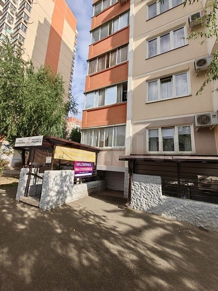 1-комн квартира, 37.5 м², р-н Восточно-кругликовский (№130179)