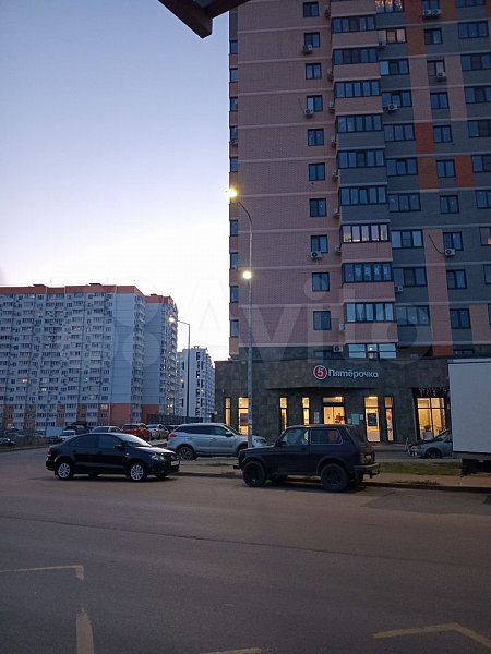 1-комн квартира, 37.8 м², р-н Гидростроителей (№131436)