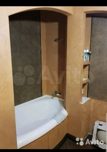 4-комн квартира, 178 м², р-н Западный обход (№123857)