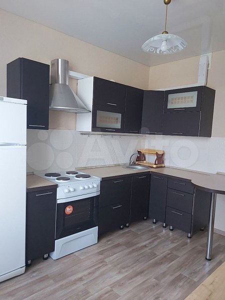 1-комн квартира, 40.2 м², р-н Гидростроителей (№128192)
