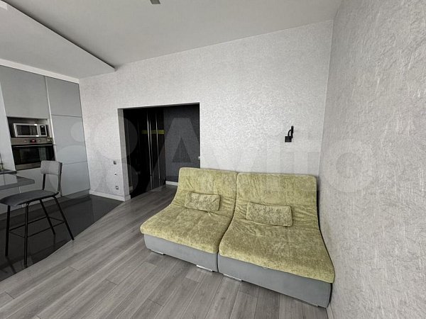 2-комн квартира, 79 м², р-н Центр (№130650)