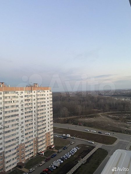 2-комн квартира, 42 м², р-н Гидростроителей (№130808)