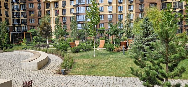 4-комн квартира, 95.5 м², р-н Российская ул (№124902)